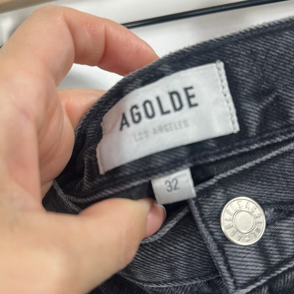 AGOLDE Parker Black Raw Hem button fly denim shorts size 32 - Picture 4 of 7